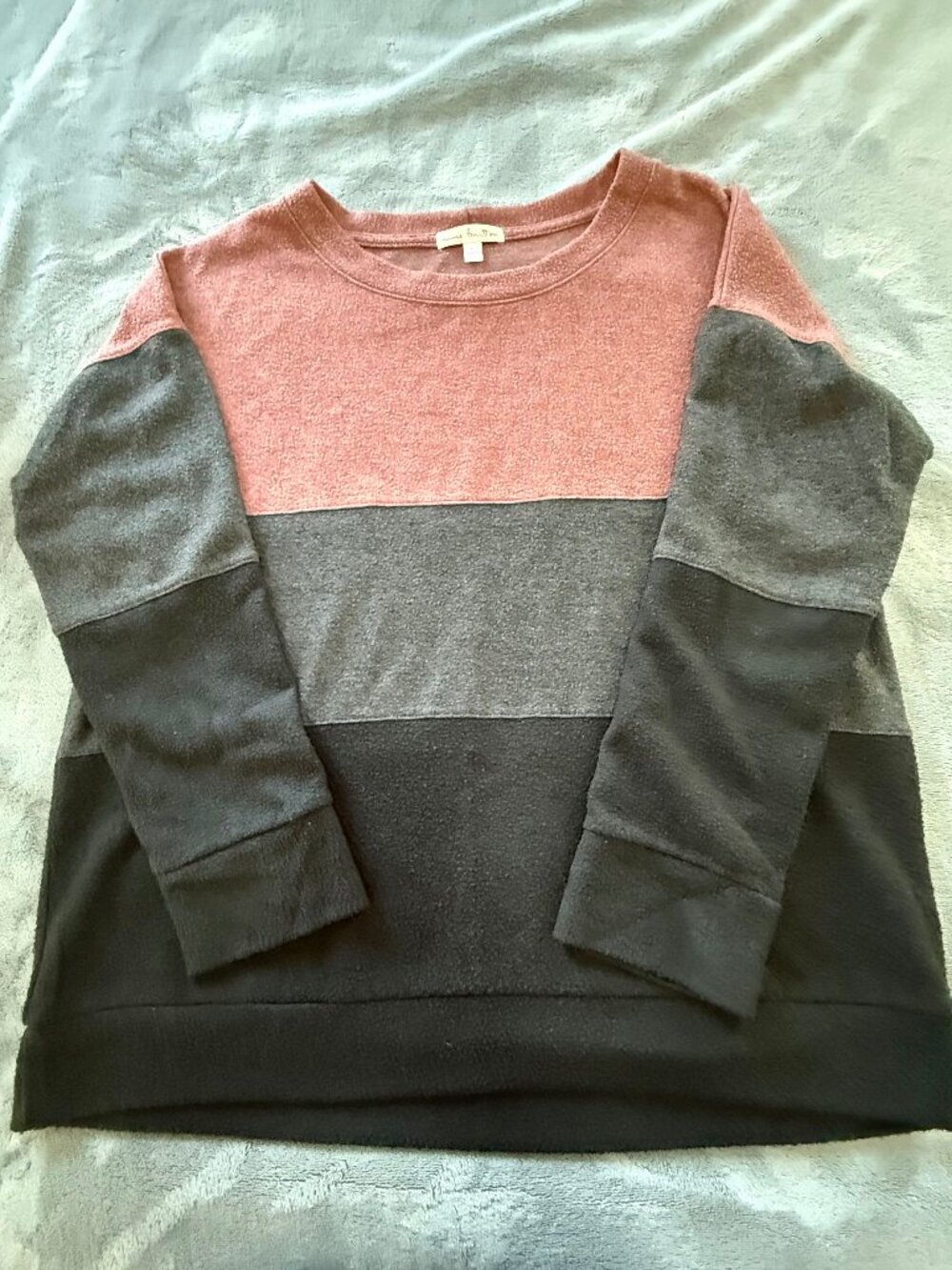 Women's Colorblock Sweater, Size L